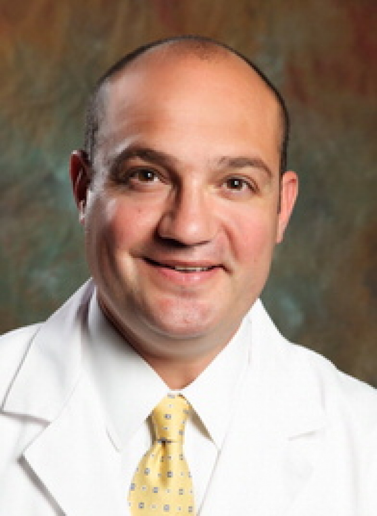 Dr. Cesar J Bravo, MD